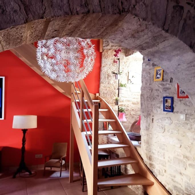 Maison du XVème au cœur du village médiéval Martel Extérieur photo