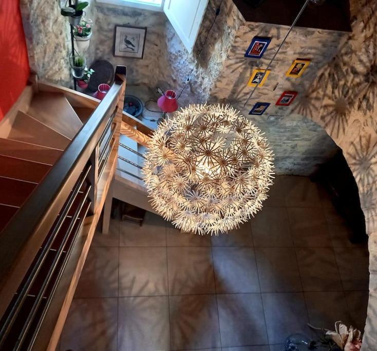 Maison du XVème au cœur du village médiéval Martel Extérieur photo