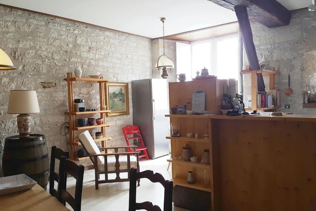 Maison du XVème au cœur du village médiéval Martel Extérieur photo